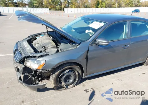 2014 Volkswagen Passat 2.5L S из США, поврежденный, VIN 1VWAP7A39EC006707